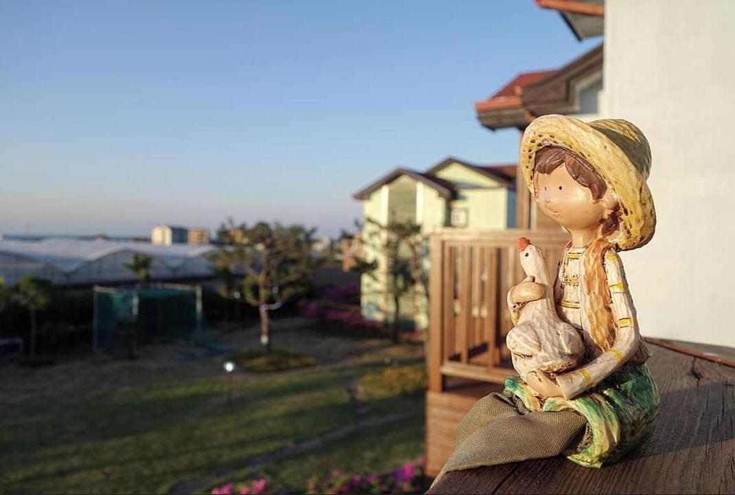 Jeju Time-Travel Pension מראה חיצוני תמונה